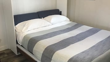 1 多间卧室、熨斗/熨衣板、免费 WiFi、床单