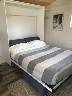 1 chambre, fer et planche à repasser, Wi-Fi gratuit, draps fournis