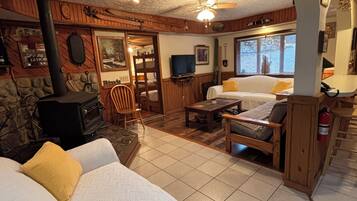 3 habitaciones, tabla de planchar con plancha y wifi gratis