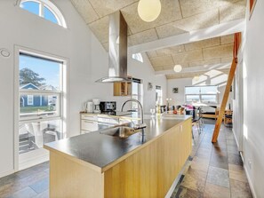 Standard Bungalow (8-persoons bungalow) | Interior - Landal Rønbjerg (Ranum)