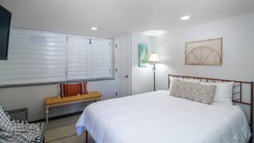 4 bedrooms, WiFi, bed sheets