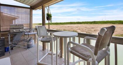 Heron by the Sea - Waterfront, Dock, Pools, Golf