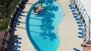 Piscine couverte, piscine chauffée