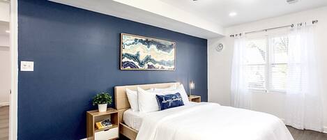 2 chambres, fer et planche à repasser, Wi-Fi, draps fournis