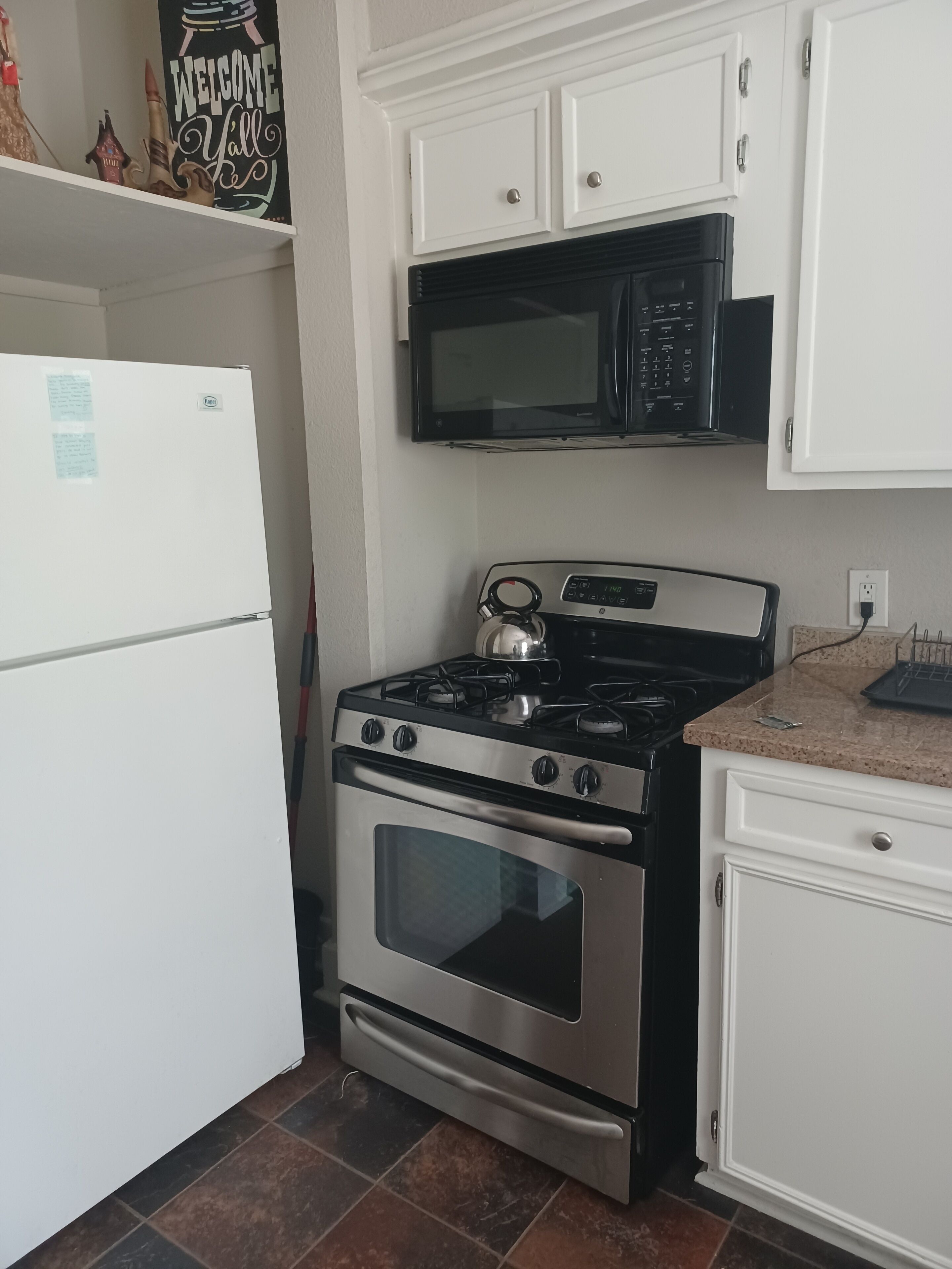 Hidden Gem1 BDR Apt/w Free Parking