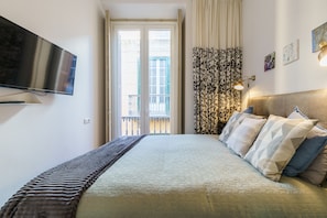 1 habitación, espacio para trabajar con laptop y wifi gratis