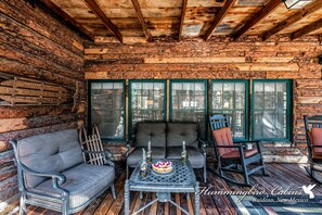 Terrace/patio - The Apple Tree | Tranquil Rio Ruidoso Cabin w/ Deck Views, River Sounds & Cozy Charm (Ruidoso)