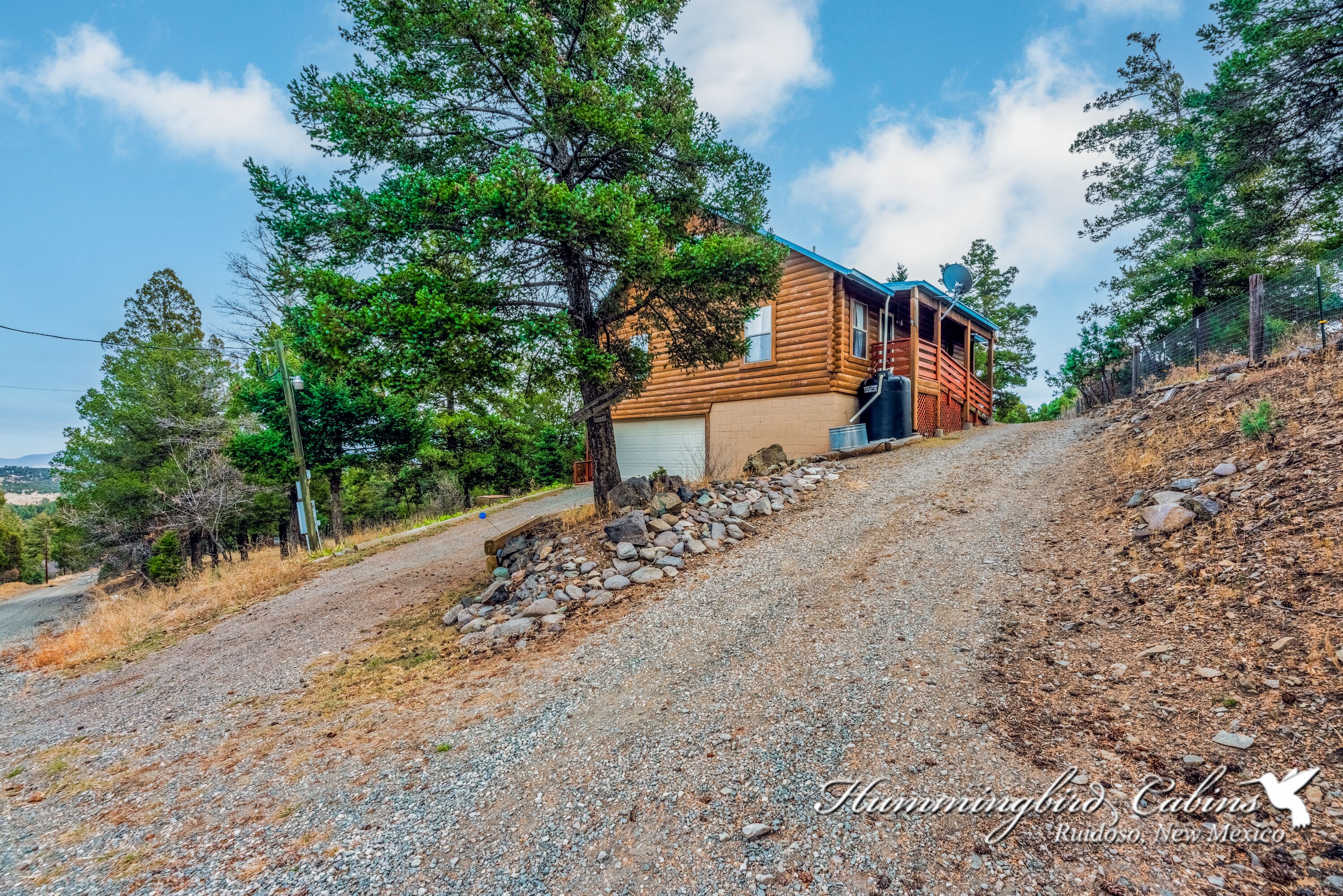 Blue Mountain Hideaway! Perfect mountain getaway for family and friends!