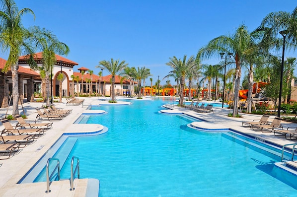 House, 5 Bedrooms | Pool