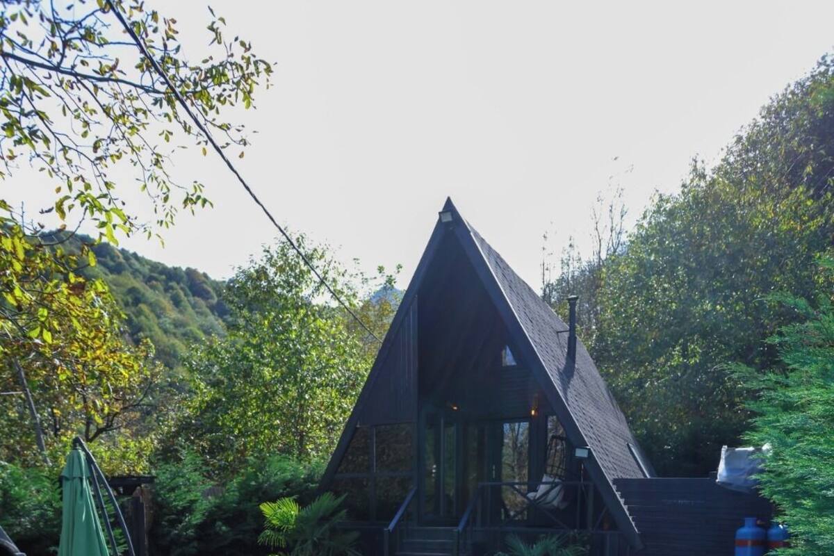 Deluxe Tree House, 2 Bedrooms, Mountain View with Jacuzzi | 2 svefnherbergi, rúmföt af bestu gerð, ókeypis þráðlaus nettenging