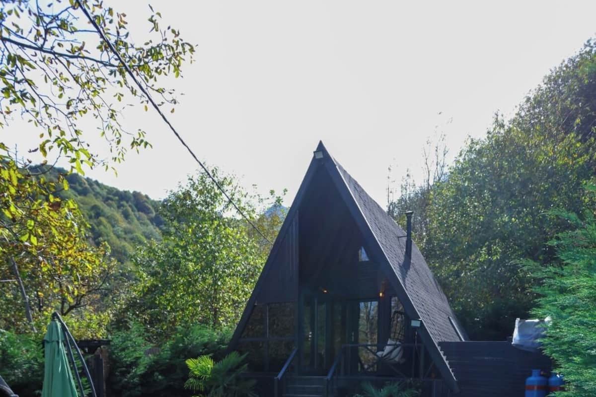 Deluxe Tree House, 2 Bedrooms, Mountain View with Jacuzzi | 2 Schlafzimmer, hochwertige Bettwaren, kostenloses WLAN, Bettwäsche
