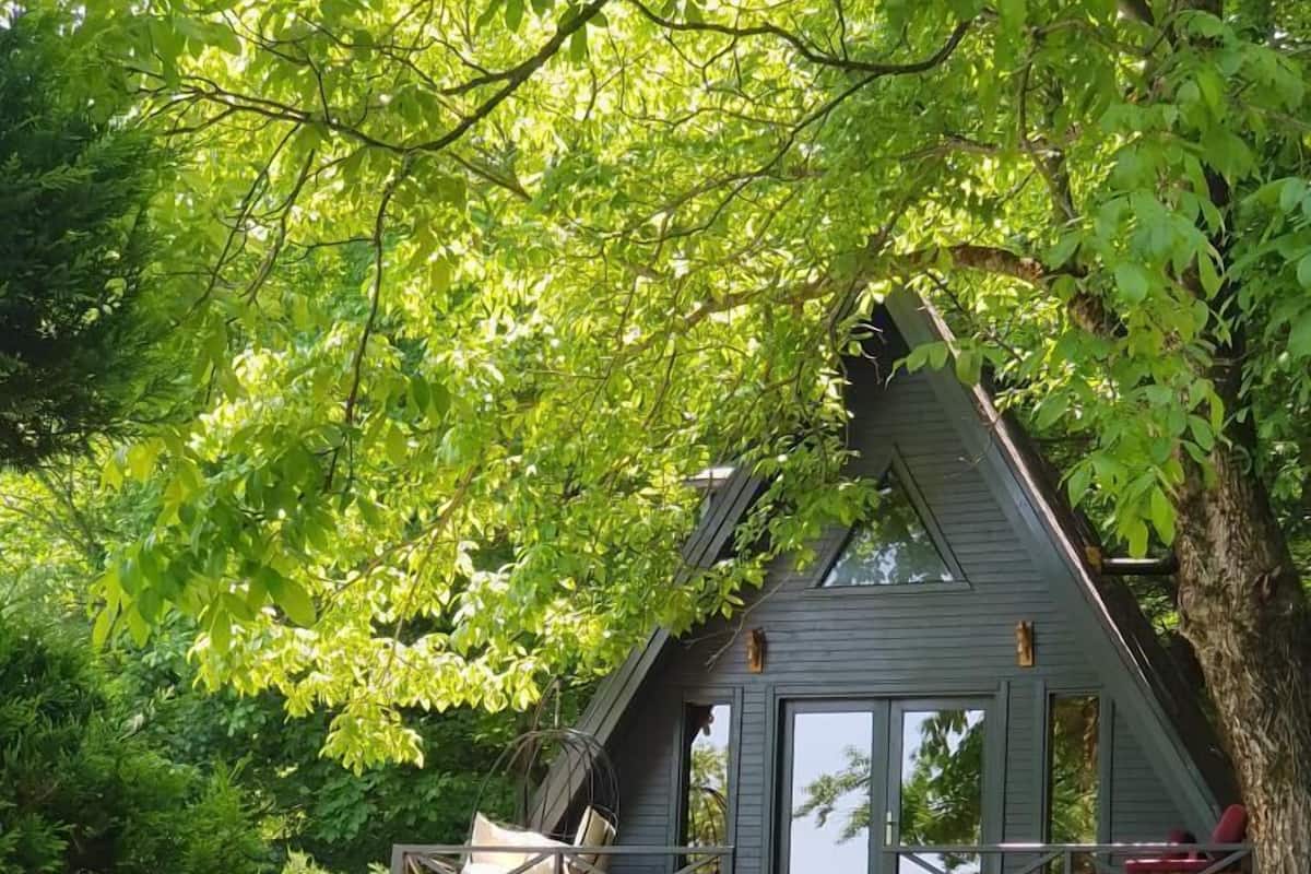 Deluxe Chalet Sicak Havuz | 2 Schlafzimmer, hochwertige Bettwaren, kostenloses WLAN, Bettwäsche