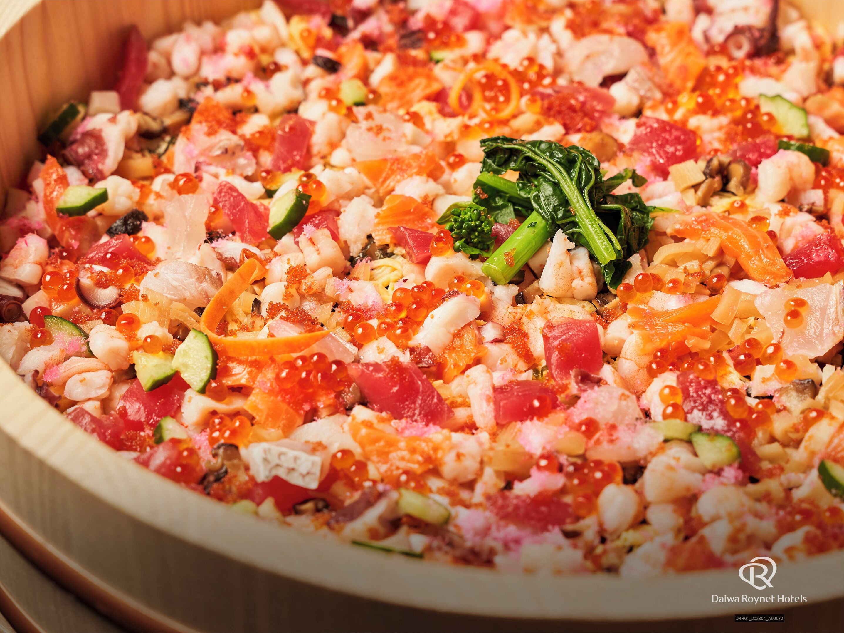 daily buffet breakfast (jpy 2200 per person)