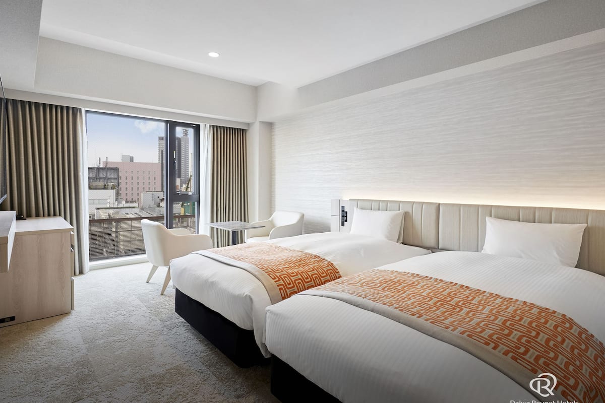 1 bedroom, down duvets, in-room safe, laptop workspace