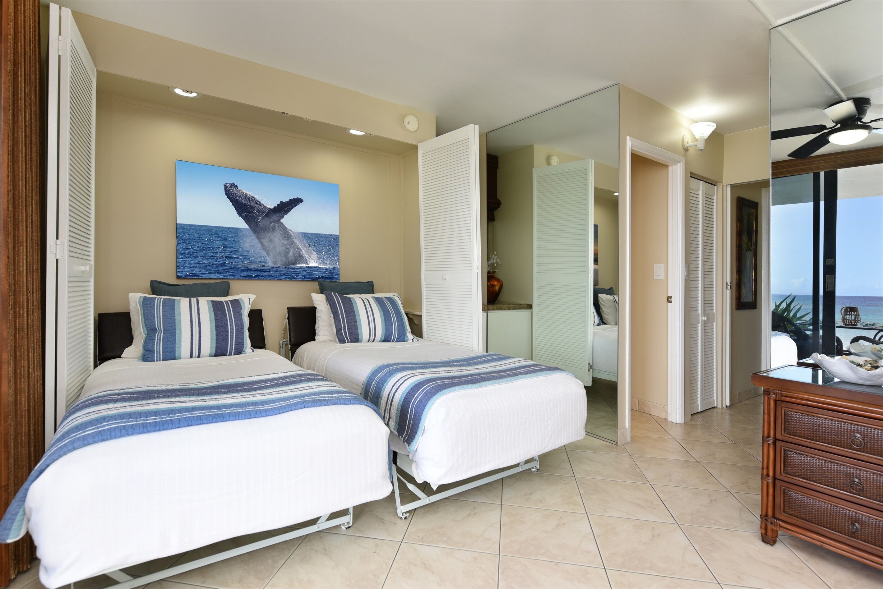 2 bedrooms, iron/ironing board, internet, bed sheets