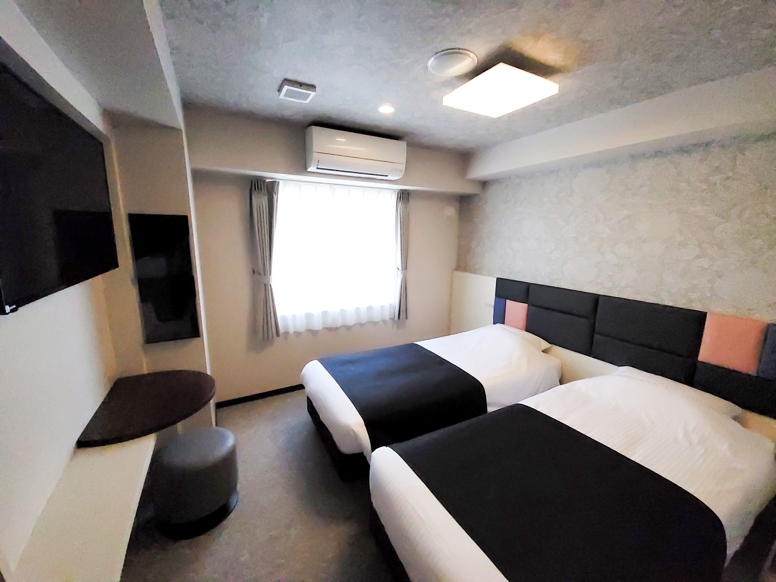 Down duvets, desk, free WiFi, bed sheets