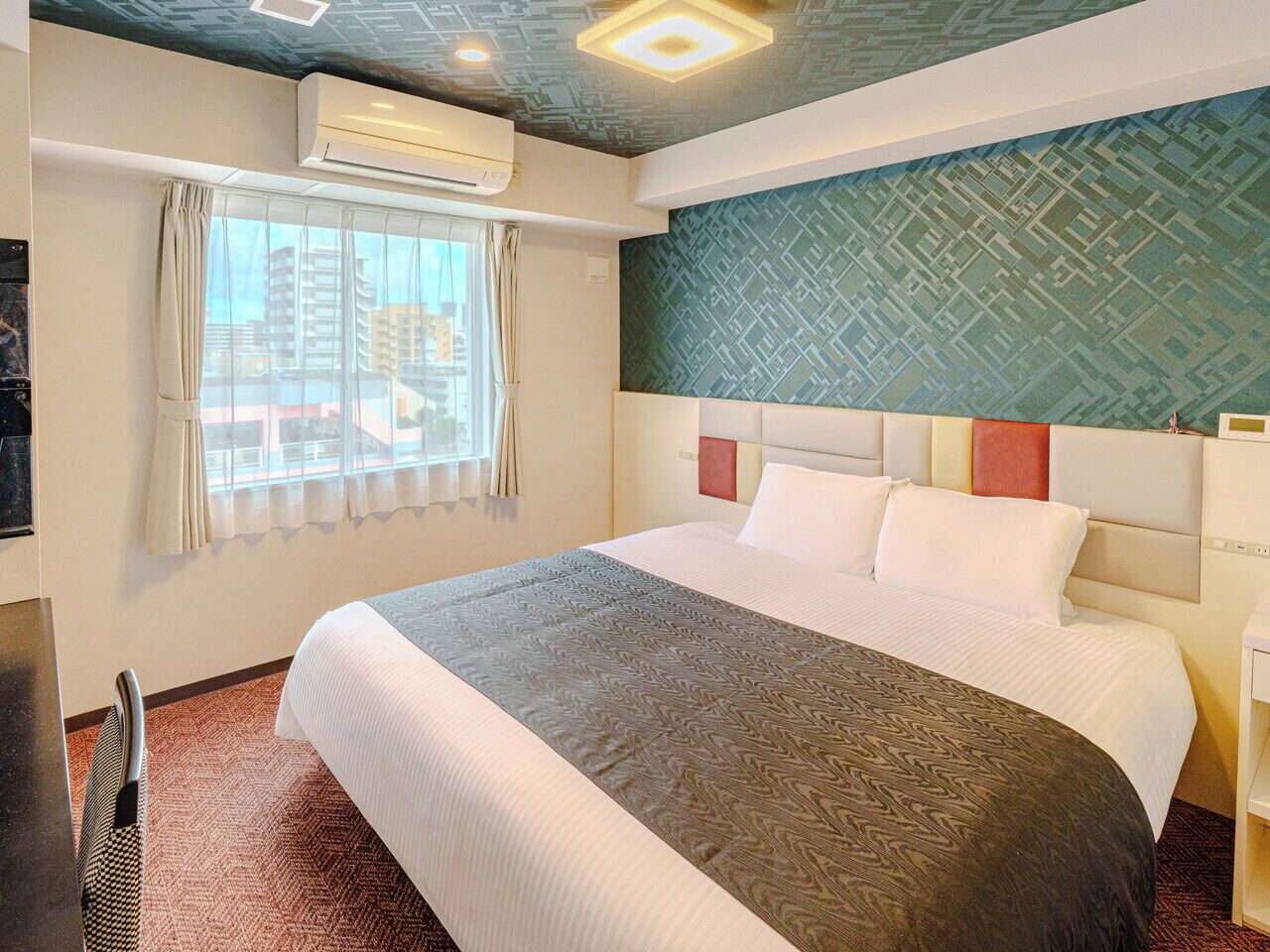 Couette en duvet, bureau, accès au Wi-Fi (inclus), literie fournie