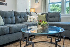 TV, fireplace - Pet-Friendly 3BR/2BA | Quiet Comfort Near Nature (Rydal)