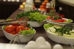 Colazione completa inclusa, servita tutte le mattine