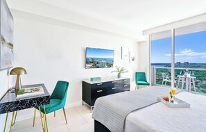 Iron/ironing board, travel crib, WiFi, bed sheets