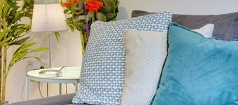 Pound House· 2 Bed House Sleeps 6 Southam Town Centre - Inspire Homes