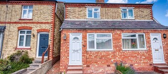 Pendicke Cottage | 3 bed house | Sleeps 6 | Southam Centre | Dog Friendly | Inspire Homes