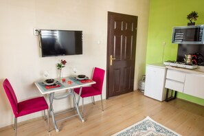 1 多间卧室、免费 WiFi、床单