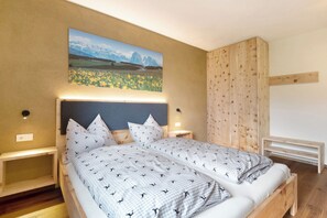 2 chambres, fer et planche Ă repasser, Wi-Fi gratuit, draps fournis
