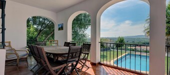 Casa de vacaciones 'Fortuna 5' con vistas a la montaña, piscina y terraza