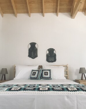 Trehytte – deluxe | Wi-fi (inkludert) og sengetøy