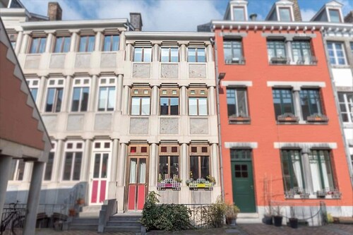 DUPLEX LOCATED IN THE HISTORIC HEART OF LIEGE