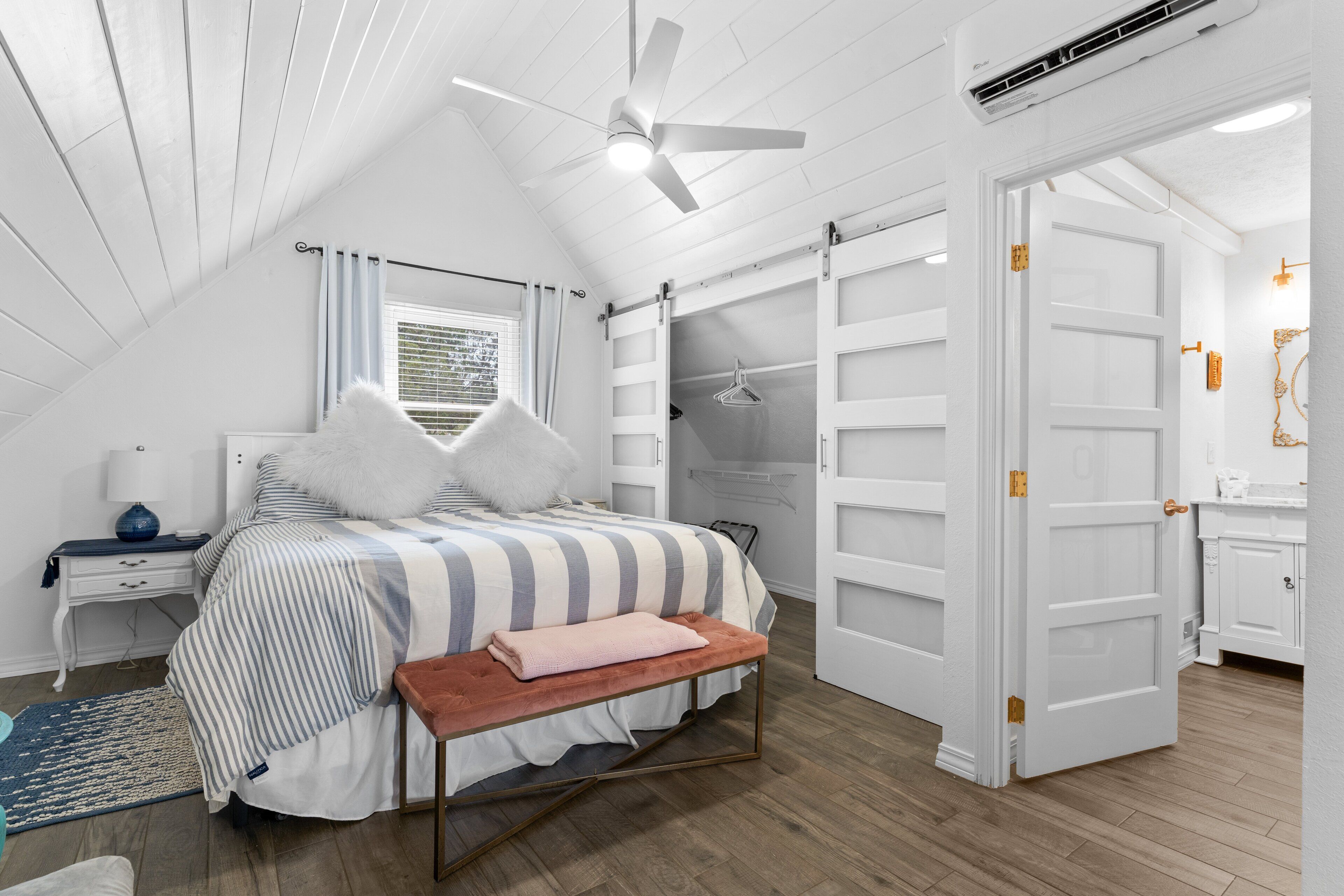 2 habitaciones, wifi gratis y ropa de cama 
