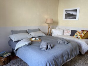 1 bedroom, desk, iron/ironing board, free WiFi