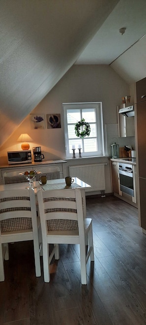 Unclassified image, 3 of 24, button - Apartment Pine View - Apartment (Trassenheide)