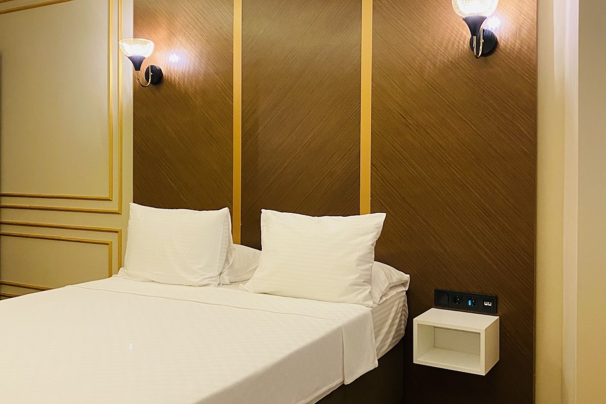 Phòng Suite Deluxe | 1 phòng ngủ, bộ đồ giường cao cấp