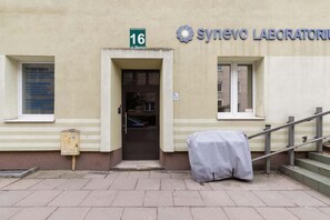 تفاصيل الفندق من الخارج