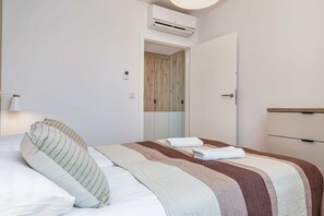 1 室のベッドルーム、デスク、アイロン / アイロン台、WiFi