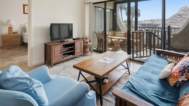 Unclassified image, 1 of 18, button - Waterfront 1BR/2BA condo in Marco Island with pool, WiFi, and marina access. (Marco Island)