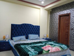 Departamento, 2 camas Queen size | 2 habitaciones, tabla de planchar con plancha y wifi gratis 