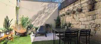 ★Les Grumes ★Centre Ville★Patio★Wifi