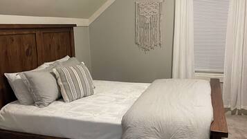 1 bedroom, desk, iron/ironing board, free WiFi