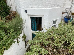 Property grounds - Pass the Keys Lovely Apartment Central Oxford (Oxford)