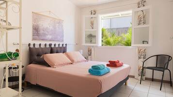 1 bedroom, iron/ironing board, free WiFi, bed sheets