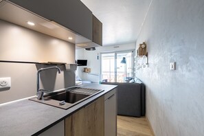 Interior - 50m from the beache, flat for 4 (Saint-Gilles-Croix-de-Vie)