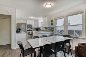 Dining - Simply Dune Our Thing - Four Bedroom, Three Bathroom, No interior Stairwell. (Garden City Beach)
