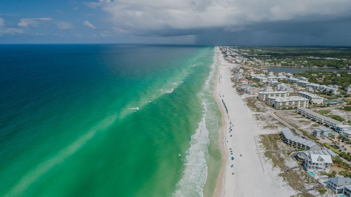 3BR/2BA Condo, Steps from the beach!  Pools, Tennis Courts & More!