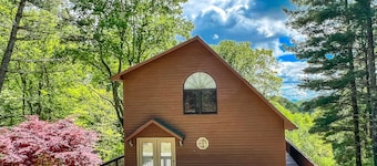 Warm Up Your November with a Carolina Mountain Getaway @ DreamMountainDelight