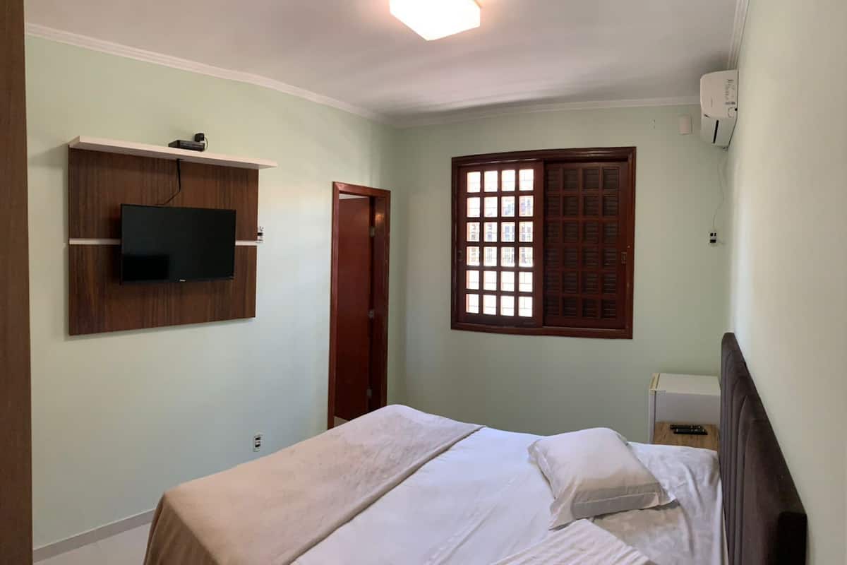 Habitación económica con 2 camas individuales | Minibar, wifi gratis y ropa de cama
