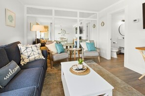 Condo, 1 chambre | Aire de séjour