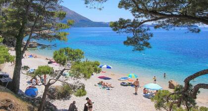 Luxury Villa Fig with heated infinity pool and Jacuzzi-near Dubrovnik